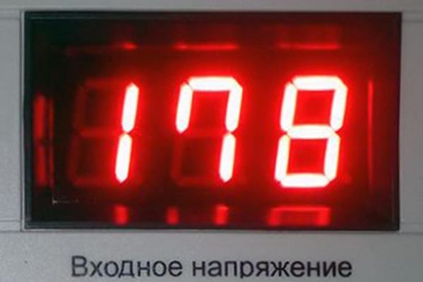 160-180 вольт – такого напряжения недостаточно для работы большинства бытовых электроприборов и светильников Низкое напряжение в электросети дома